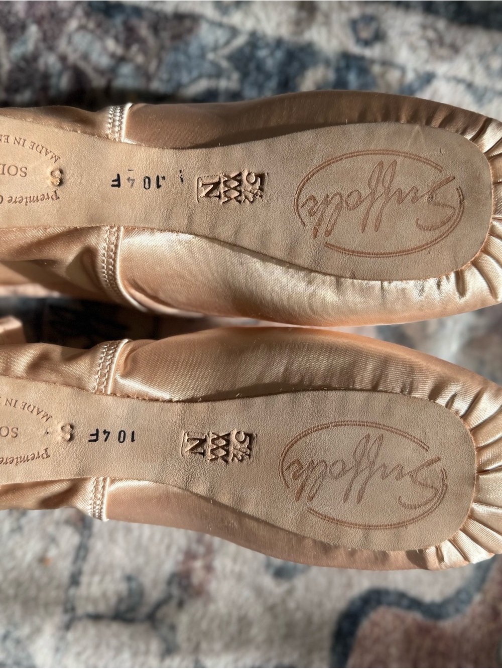 Suffolk Women’s Ballet Slippers in Light Pink Satin